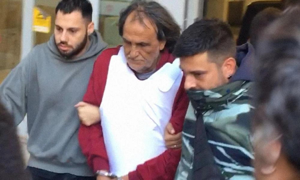 Σαλαμίνα: Προθεσμία για την Παρασκευή έλαβε ο δολοφόνος της 43χρονης